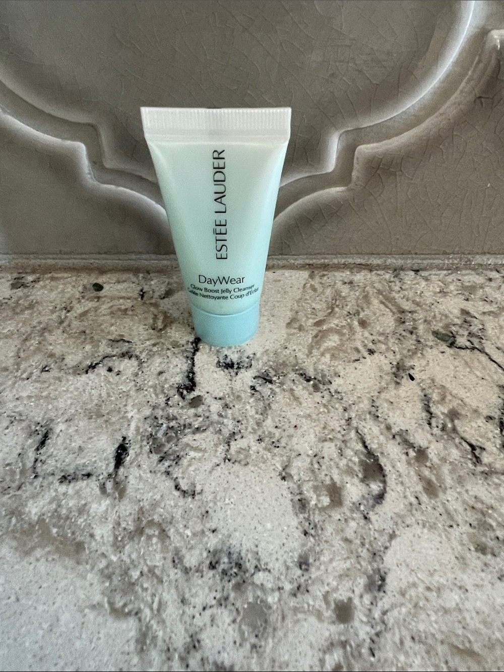 4/$14 Estee Lauder DayWear Glow Boost Jelly Cleanser, Travel size 0.24 fl oz NEW